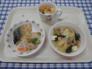 さばの旨煮・なめこ汁・シラスあえ ≪おやつ≫　フルーツポンチ